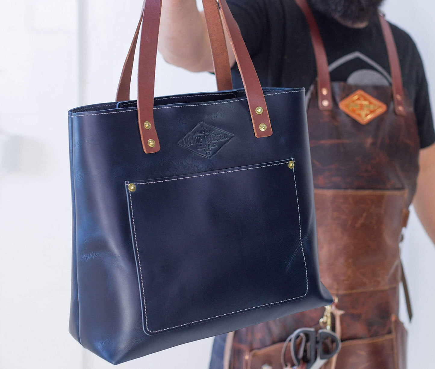 Lifetime Tote Olive Iolaus