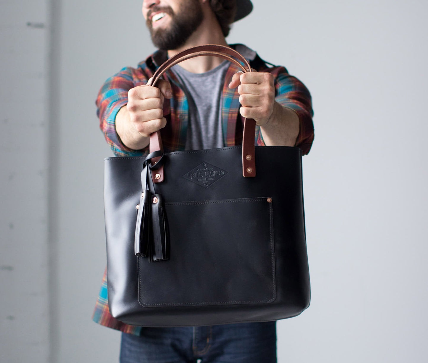 Lifetime Tote Olive Iolaus